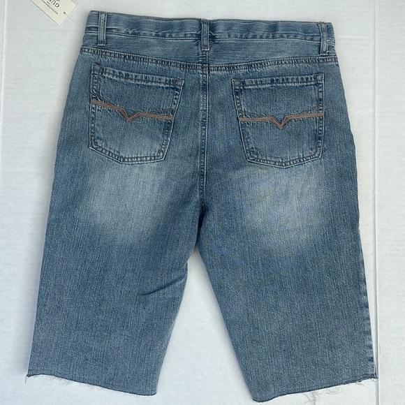 New GUESS Boys Destroyed Denim Short SZ 18 - Picture 4 of 5